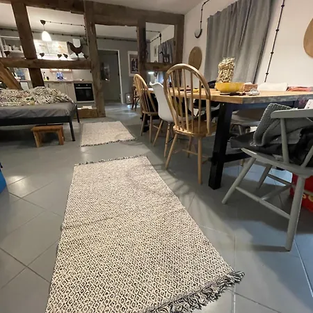 Winnica Bursztynowa Ferienhaus Mozdzanowo