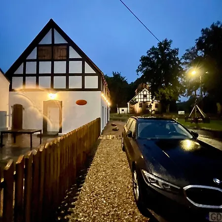 Winnica Bursztynowa Ferienhaus Mozdzanowo