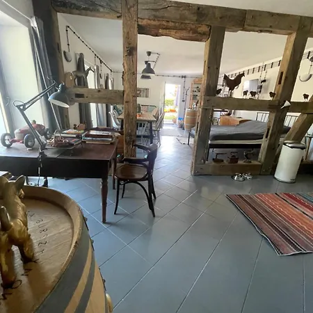 Winnica Bursztynowa Ferienhaus Mozdzanowo